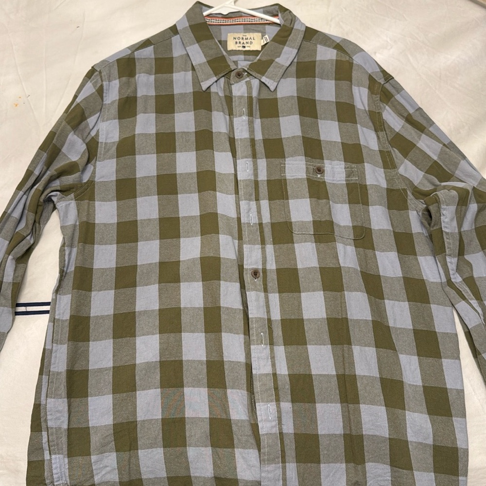Normal Brand Men’s Button Down Green Blue shirt. Large